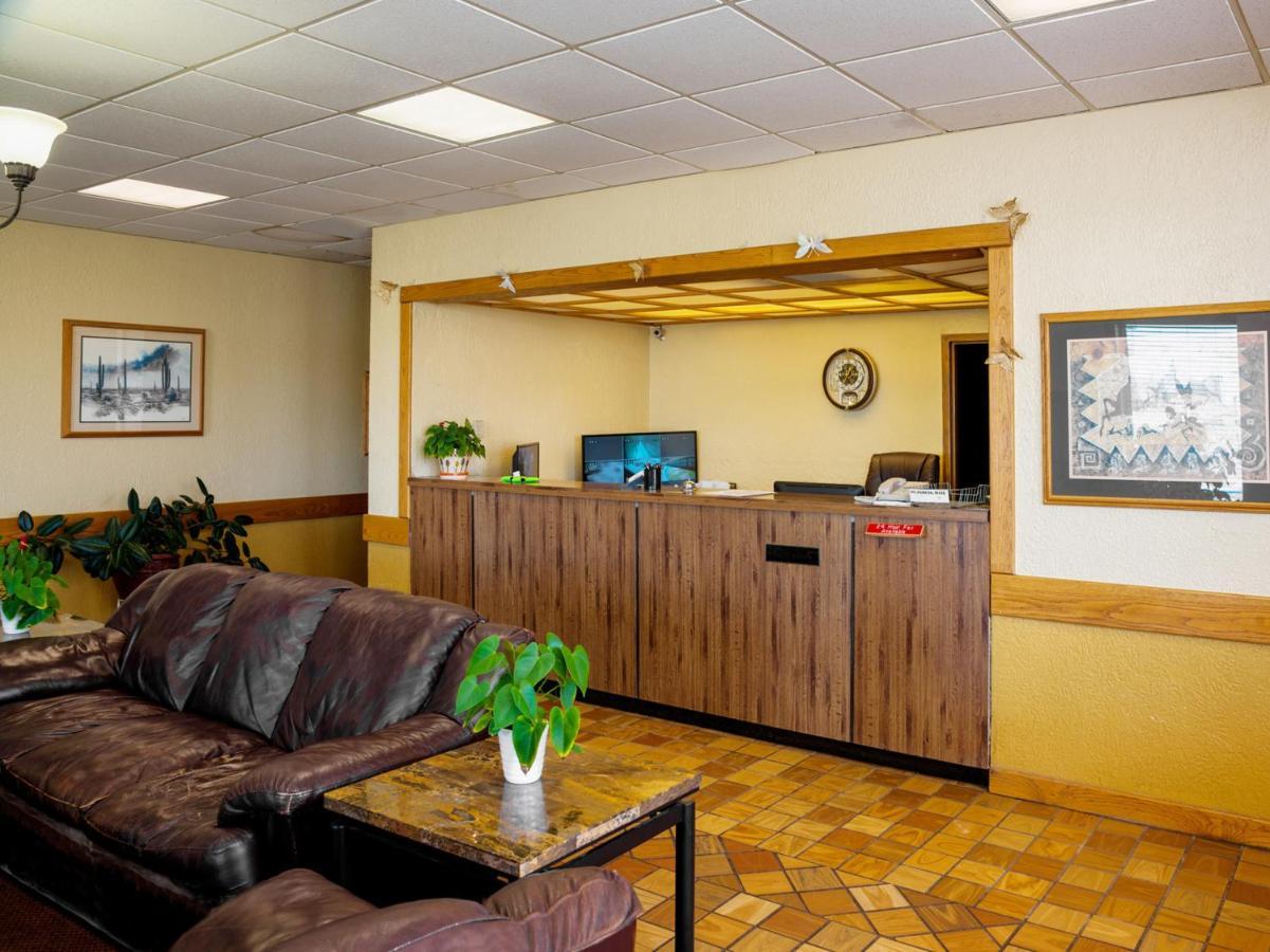 Oyo Hotel Guymon Ok Us-64 ภายนอก รูปภาพ